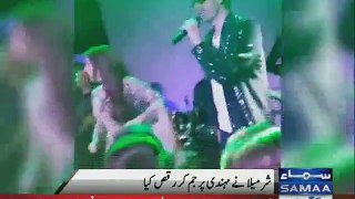 Sharmila Farooqi Dance On Her Own Mehndi