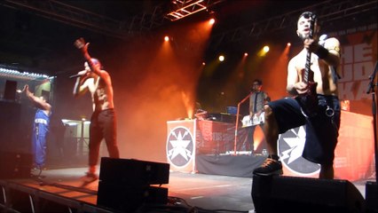 Che Sudaka - Seras Feliz (live)