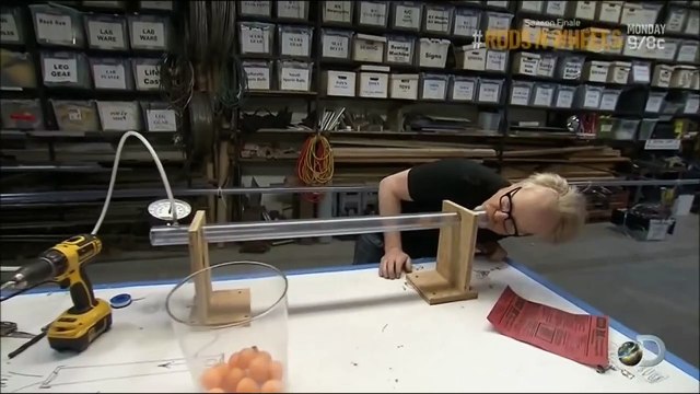 Extremely Simple Ping Pong Ball Cannon (Mythbusters)