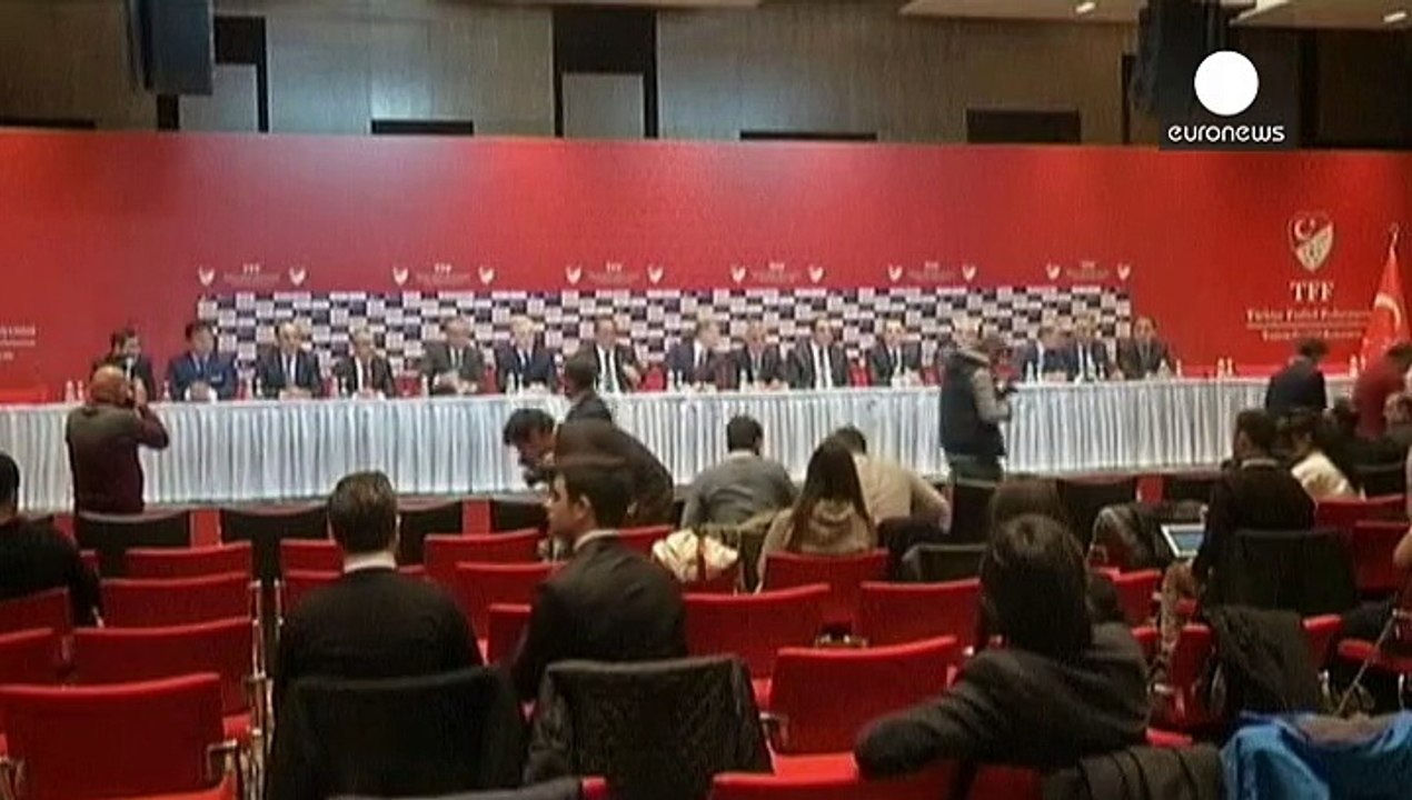 Nach Anschlag auf Fenerbahce: Türkischer Fußballverband setzt Liga aus