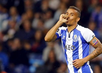 Le but splendide de Danilo avec Porto