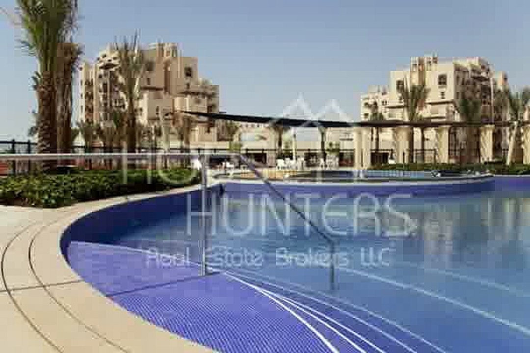 Al Thamam  Pool and Park View  Vacant One Bedroom in Remraam