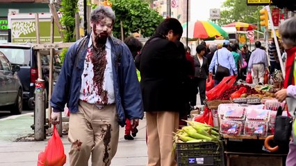 Attaque de Zombies hyper réaliste