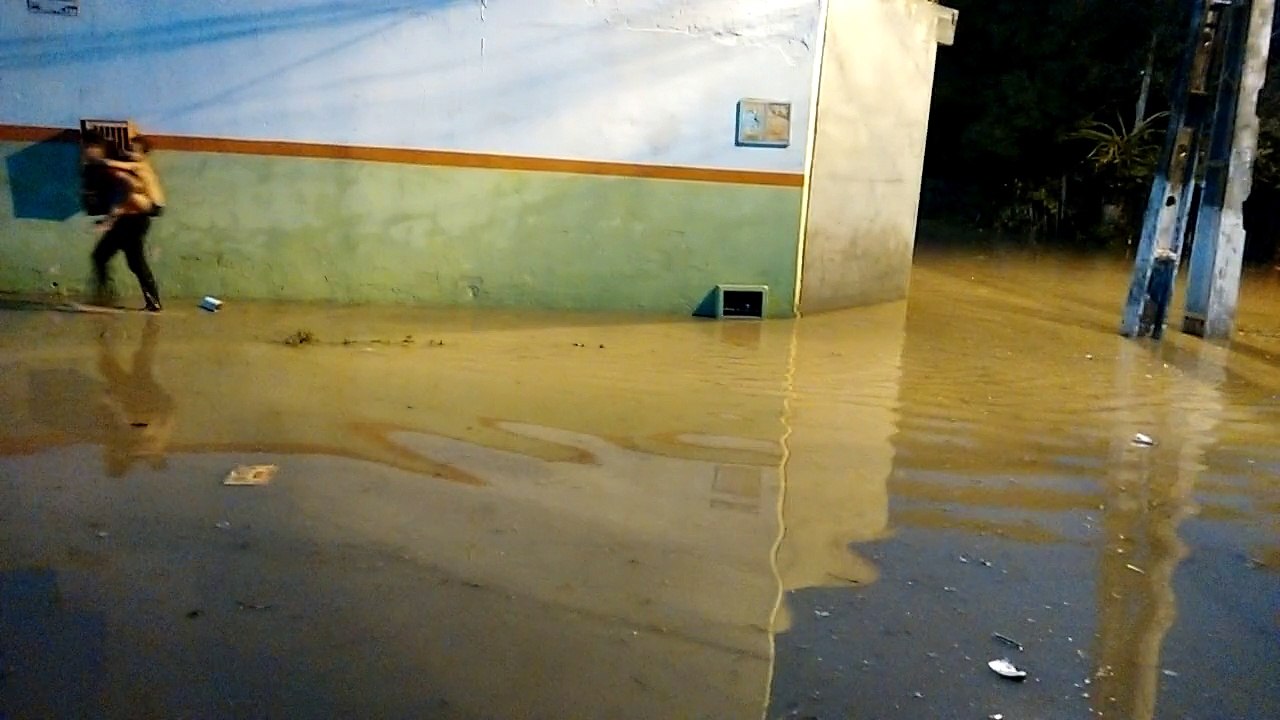 enchente no bairro Silva jardim