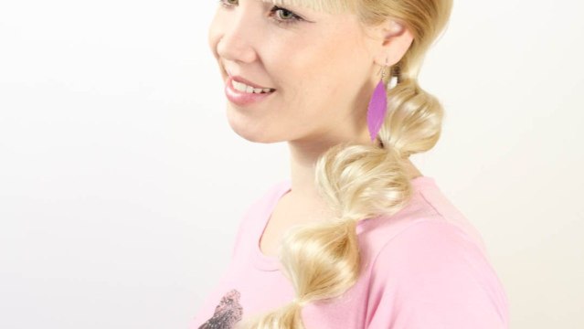 Прическа из резинок за 5 минут. Hairstyle in 5 Minutes