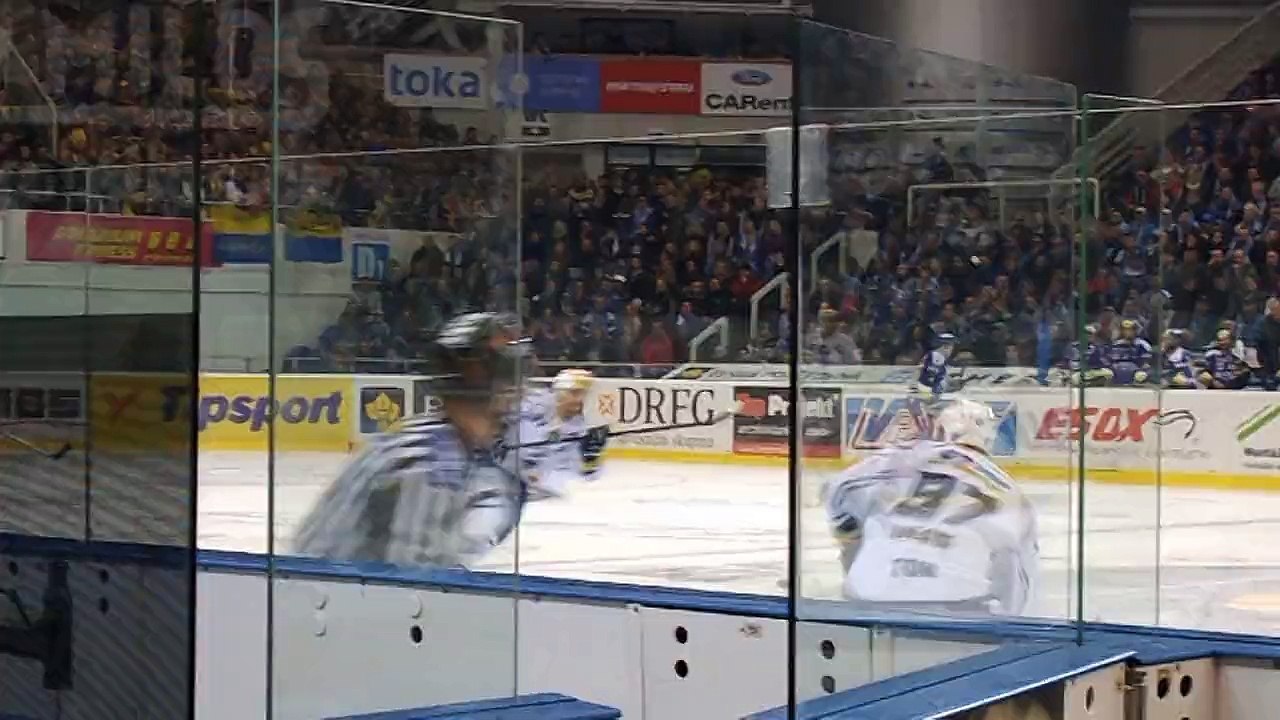 KOMETA-ZLÍN 5: 0 7.ZÁPAS ČTVRTFINÁLE Playoff 2015