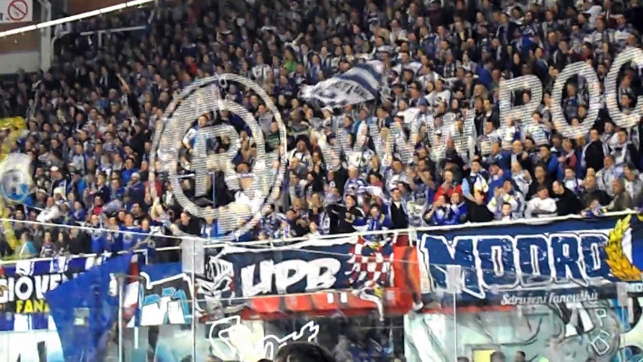 KOMETA-ZLÍN 5: 0 7.ZÁPAS ČTVRTFINÁLE Playoff 2015