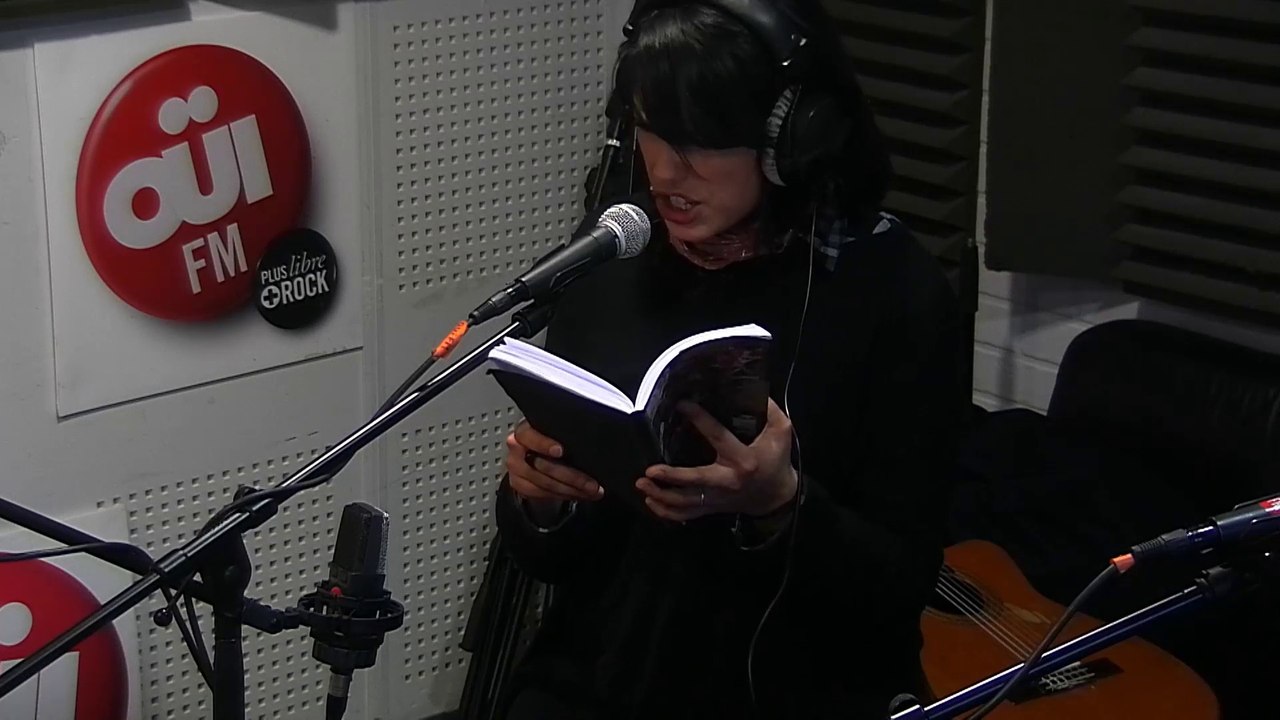 Laetitia Sheriff - Drive (R.E.M) - Session Acoustique OÜI FM