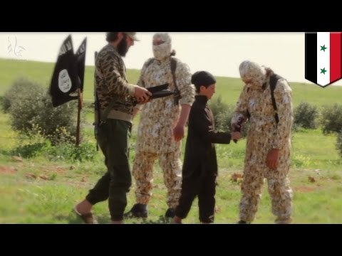 ISIS publica nuevo video que muestra a niños ayudar durante la decapitación de rehenes