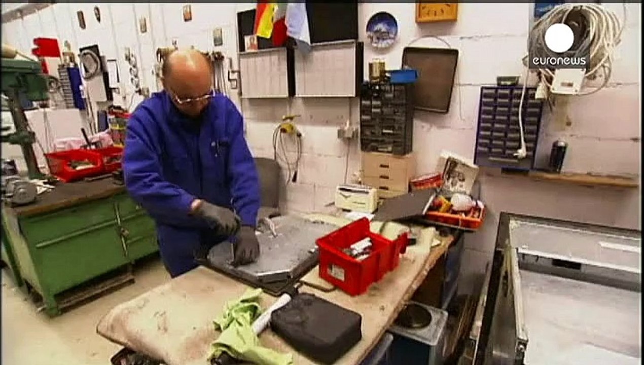 La actividad privada en la eurozona progresa, gracias al sector servicios y nuevos contratos