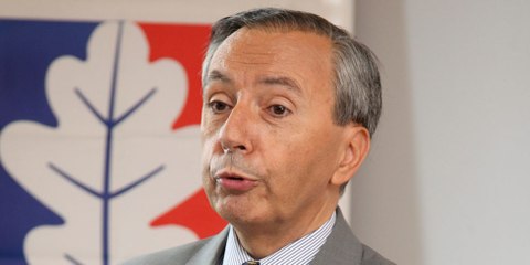 Les Dessous du "Point" : Bruno Mégret sort du silence