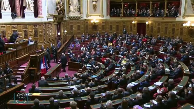 Ovation debout au Sénat pour le président tunisien Béji Caïd Essebsi
