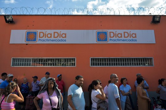 Pénurie et corruption, Caracas ressemble à Moscou après la chute du mur