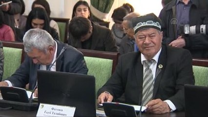 İslam Kerimov, 90,39 ile Yeniden Cumhurbaşkanı Seçildi