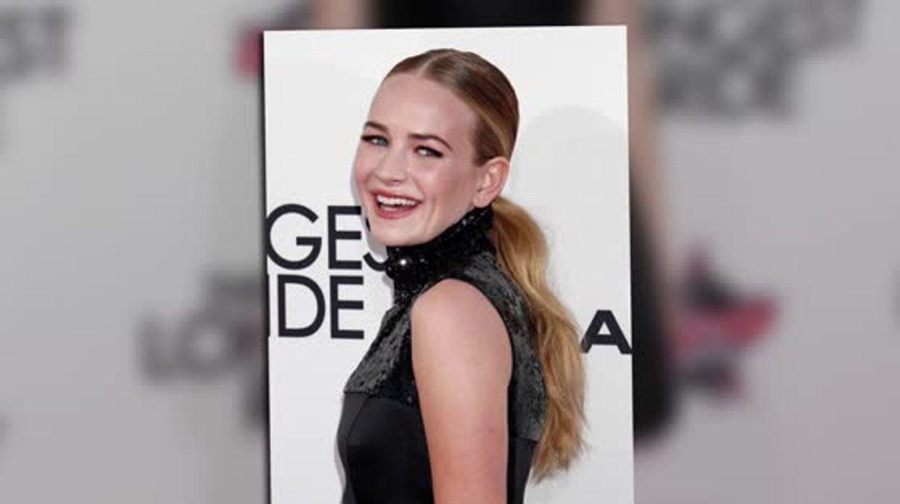 Britt Robinson gehört die Show bei der 'The Longest Ride' Premiere