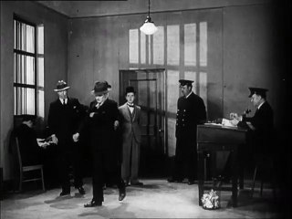 Dick & Doof - Hinter Schloss und Riegel Trailer