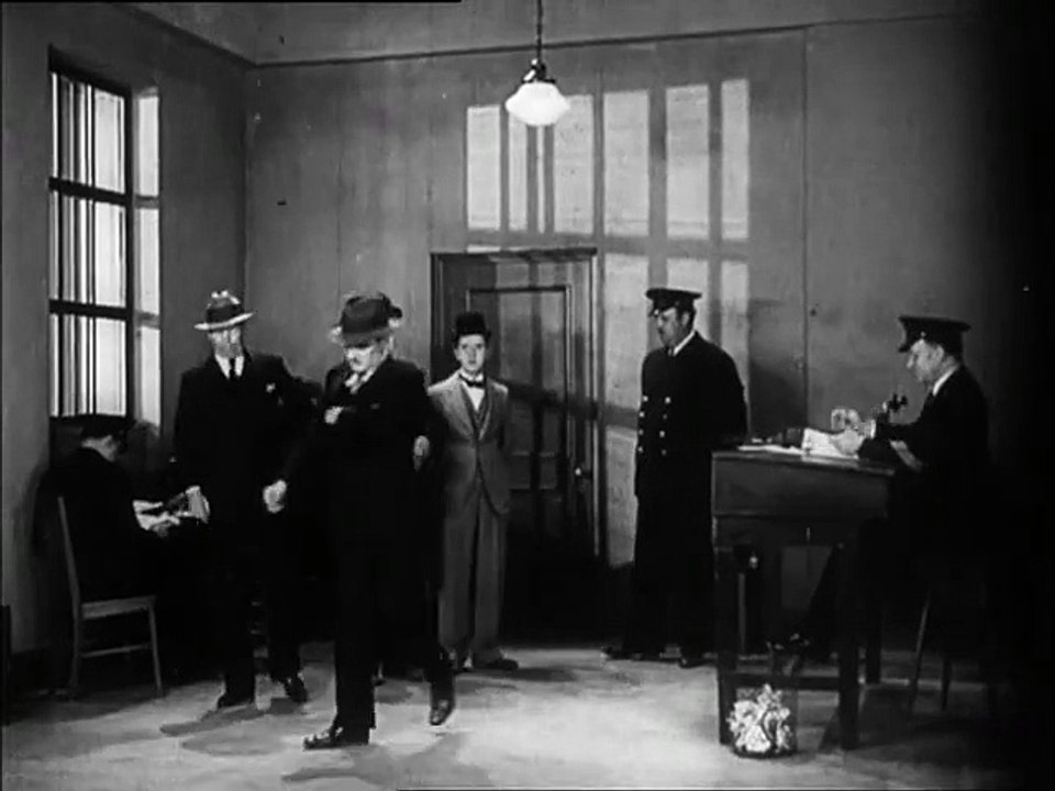 Dick & Doof - Hinter Schloss und Riegel Trailer