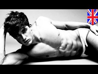 Pietro Boselli : le prof de math le plus sexy de l'année est aussi mannequin!