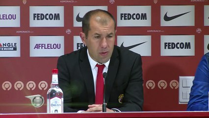 Francia - Jardim (Mónaco) carga contra los árbitros