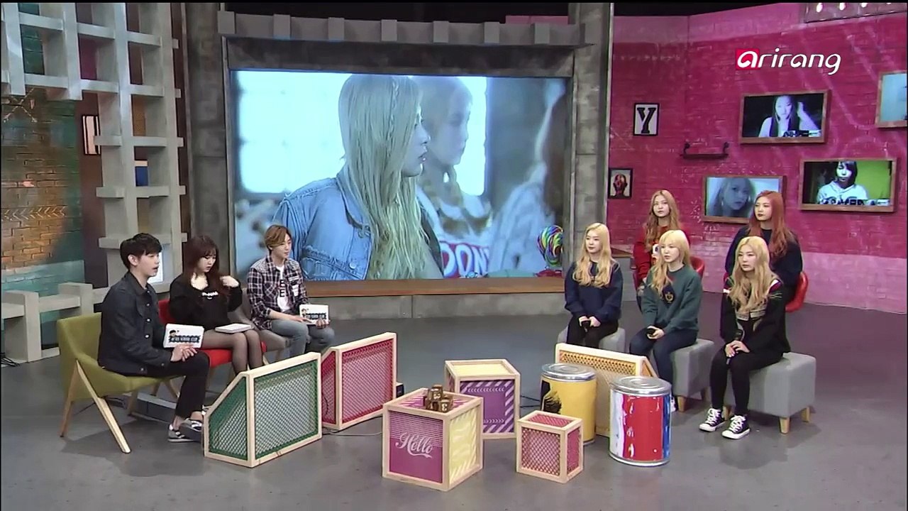 Fans live tweets with Red Velvet 팬들과 실시간 트위터하는 레드벨벳