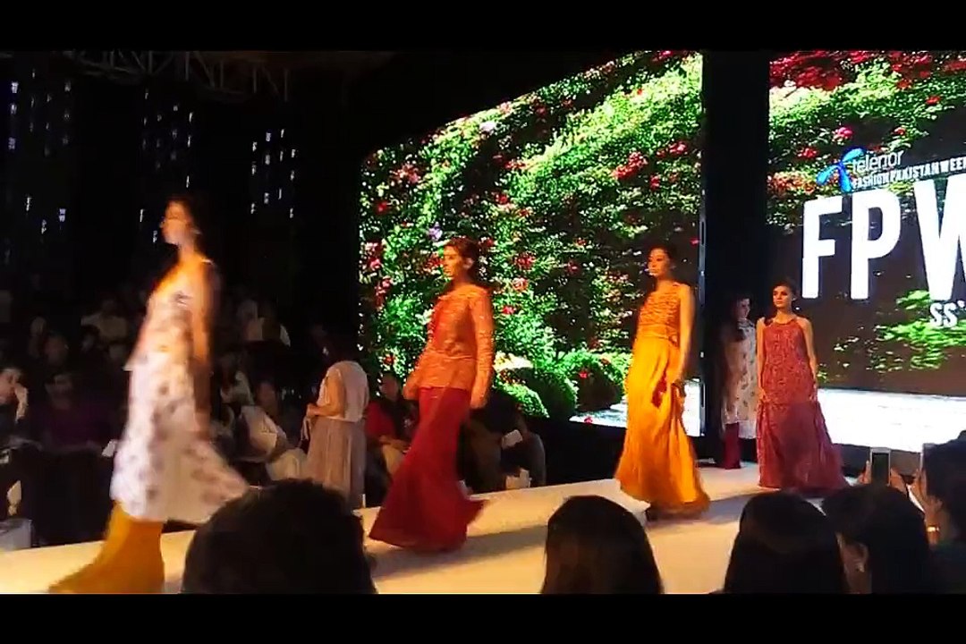 Day 01 - Lala Textiles - Fashion Pakistan Week Spring/Summer 2015 #TFPW15