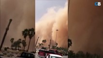 Sand Storm In Saudi Arabia Looks Like The End Of The World
