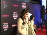 Raveena Tondon, Neha Dhupia,Kajol Showing Assets at The Red Carpet of Screen Awards