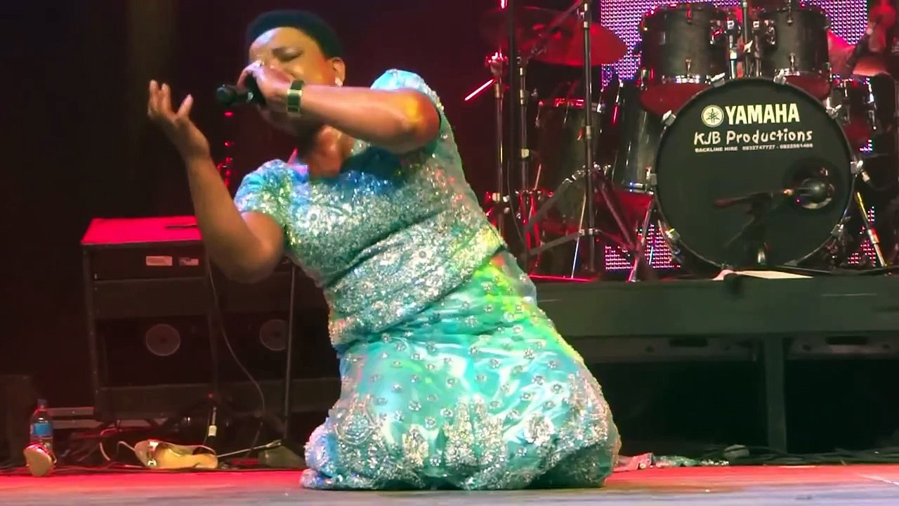Rebecca Malope - Macufe Gospel Festival 2012