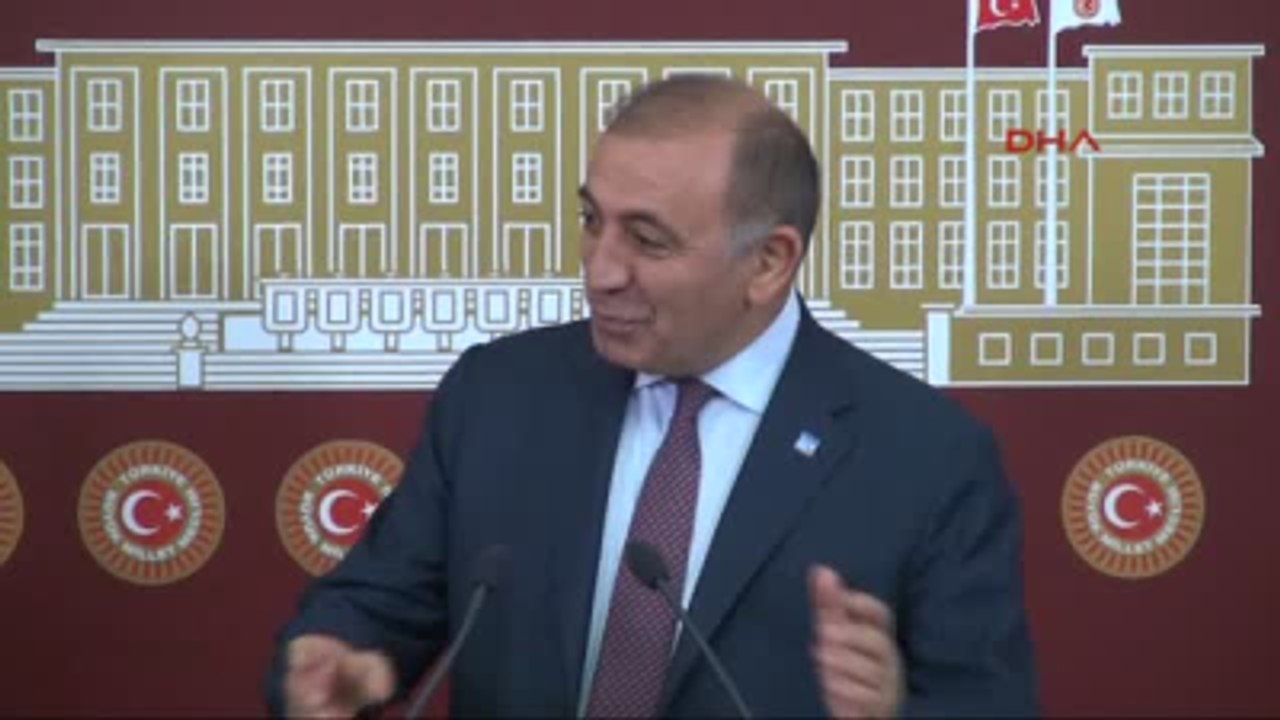 Gürsel Tekin, TBMM'te Basın Toplantısı Düzenledi