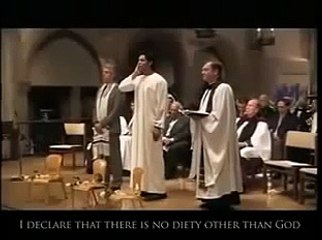 Azan in a church .... Subhaan ALLAH - Video Dailymotion