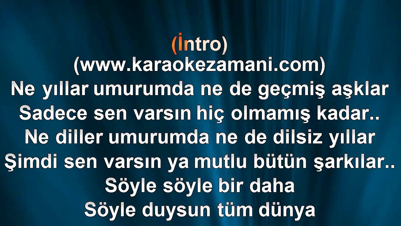 Burcu Güneş - Mutlu Bütün Şarkılar - (2012) TÜRKÇE KARAOKE