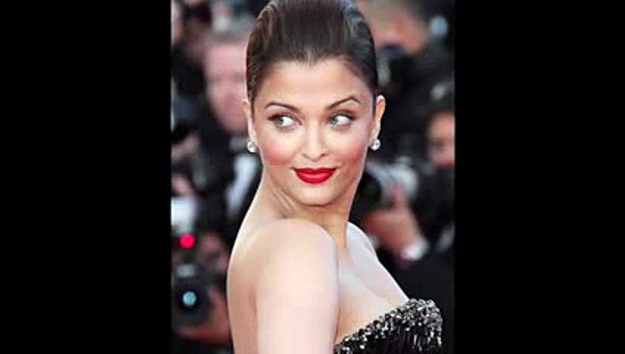 Aishwarya Rai Hot Thighs Exposed At Beauty Product Launch