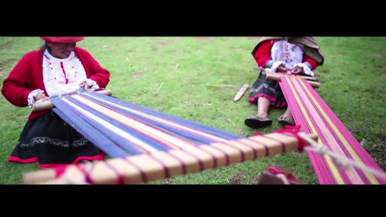 Hiking on the moon: Histoire d'un peuple, Quechua.