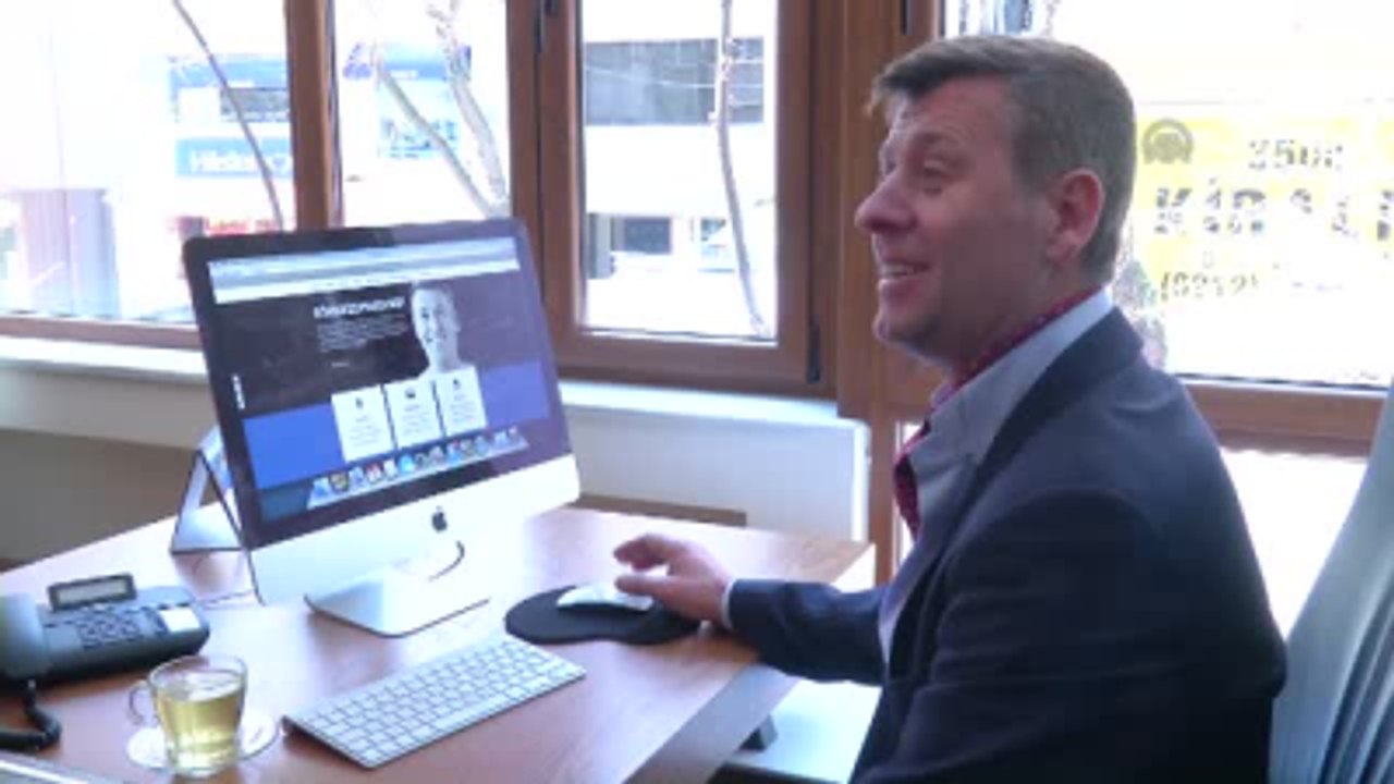 İstanbul 2. Bölge Bağımsız Milletvekili Adayı Sanatçı Metin Şentürk