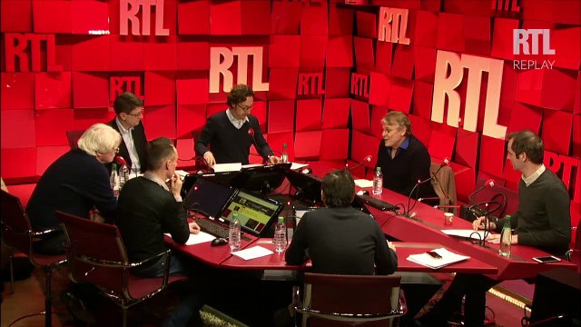 Stéphane Bern reçoit Daniel Pennac dans A la bonne Heure du 08 avril 2015 - Partie 1