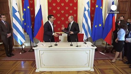 Путин: Греция не просила финансовой помощи у России