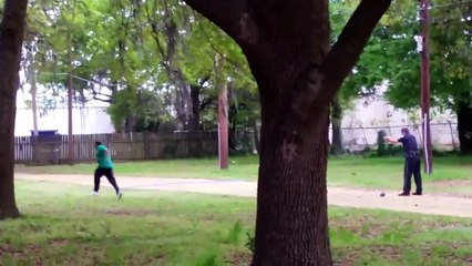 Walter Scott Shooting VIDEO: SC Police Officer Shoots Unarmed Man Multiple Times in Back