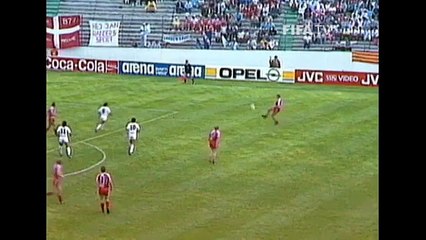 ¿Se puede abrir una botella de vino con un zapato?