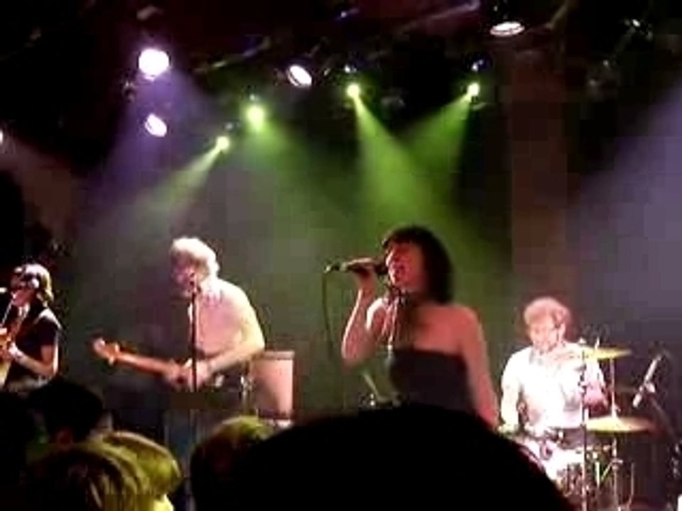 The Long Blondes - Giddy stratospheres