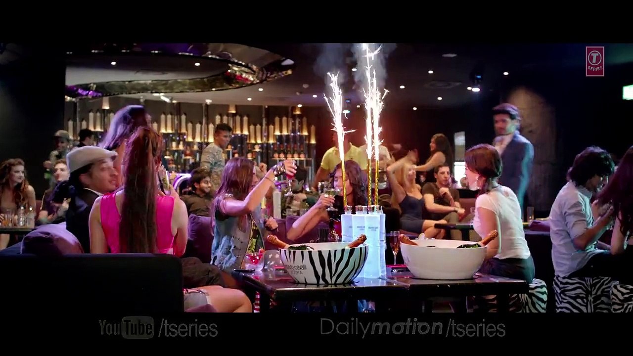 full song-yo-yo-honey-singh-dilliwaali-zaalim-girlfriend