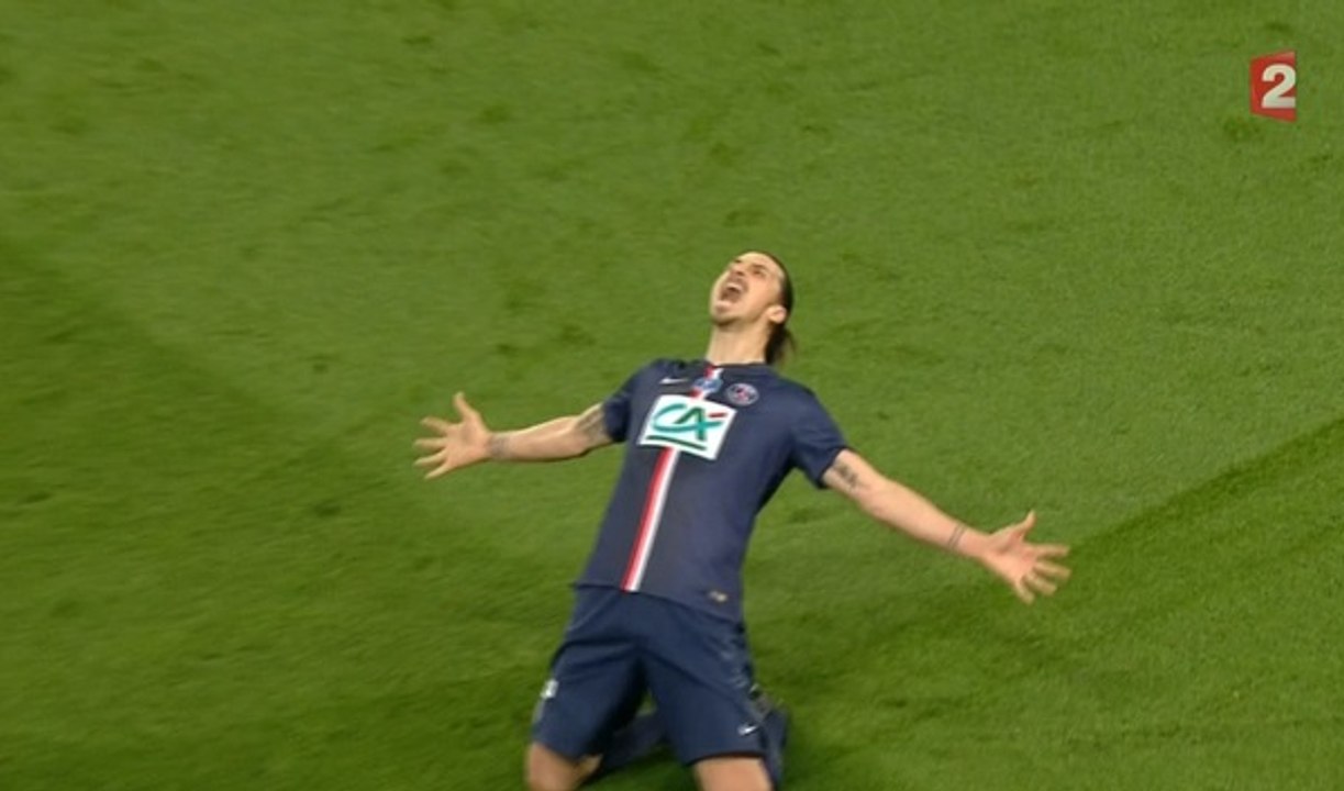 le superbe but de Zlatan Ibrahimovic lors de Pa...