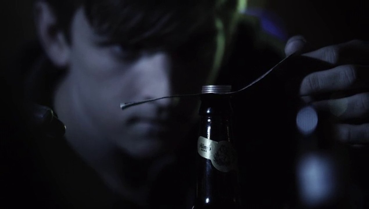 Better Call Saul s01e10 - bar trick