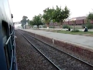 Pakistan Railways High Speed 160 TEZGAM