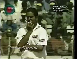 Shahid Afridi 1st Test Century 141 Vs India 1999