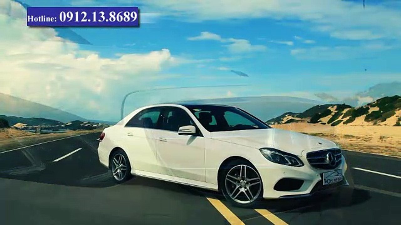 Mercedes E400 AMG model 2021  cao cấp, vô lăng 4 chấu bọc da và gỗ
