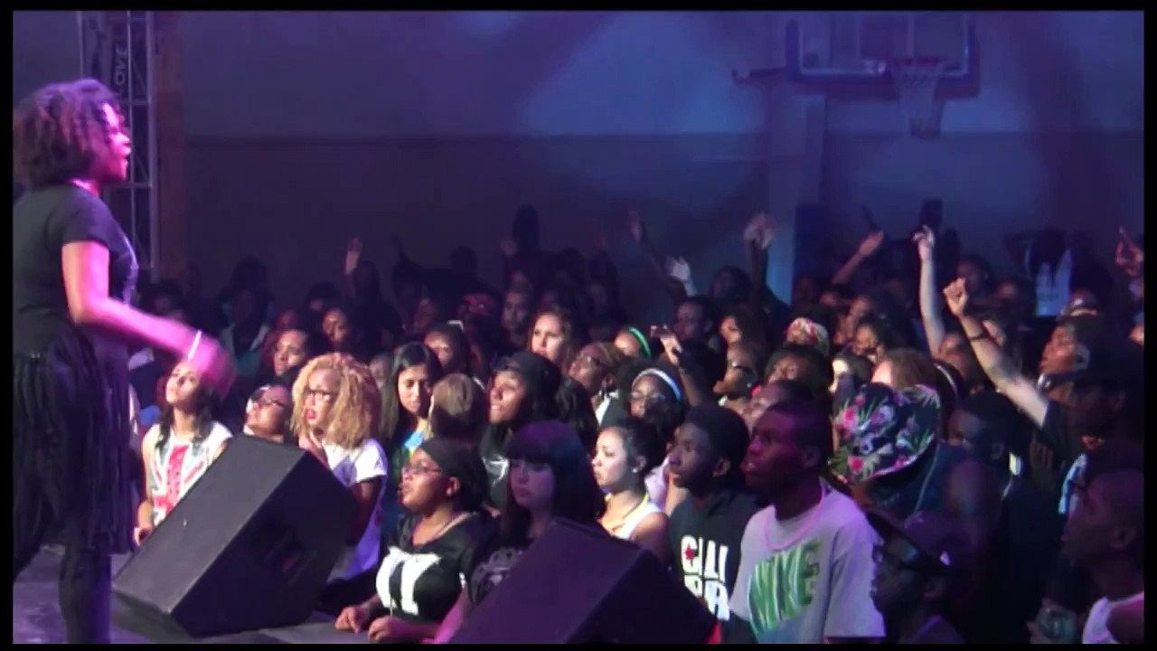 Let Praises Rise/Set A Fire