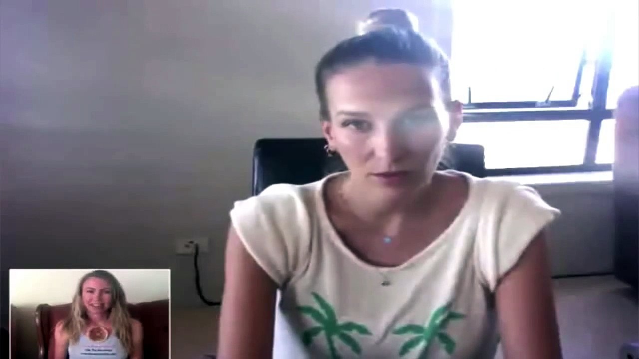 Exclusive interview with Loni Jane pregnant eating 20 bananas a day. She responds.