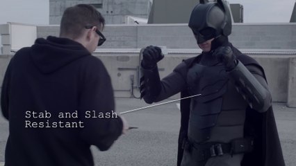 Recréer la vrai armure de combat de Batman