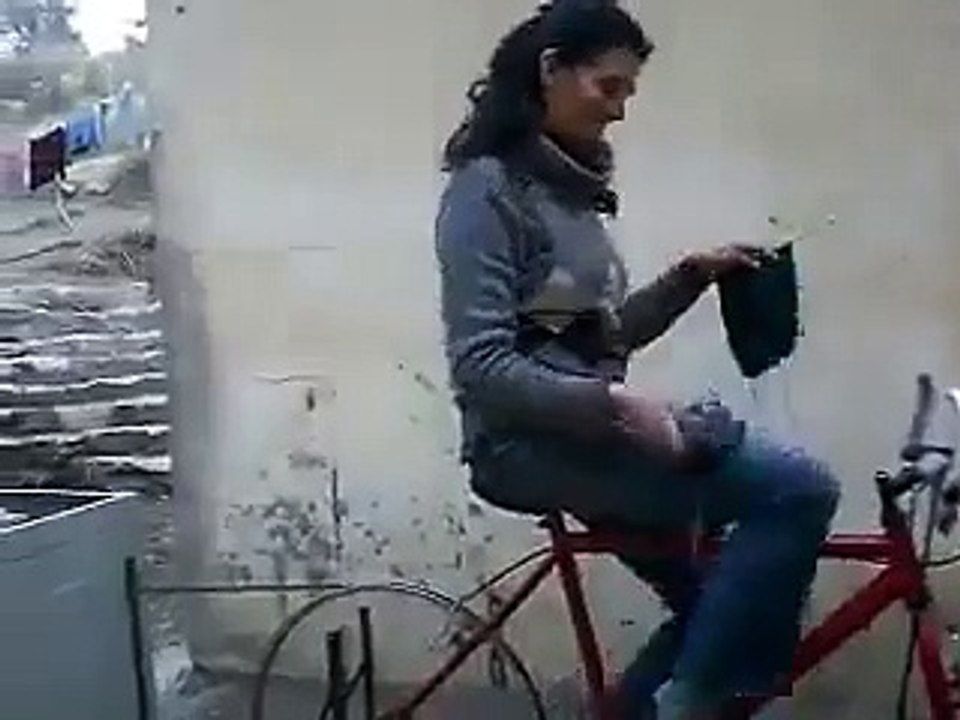 Now This is Real Multitasking...!!!