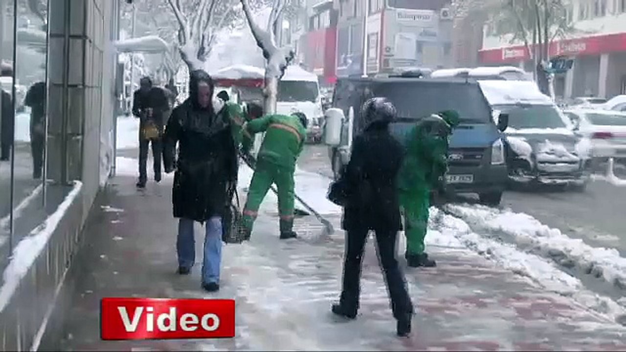 Kara kış Afyonkarahisar’a nisanda geri geldi